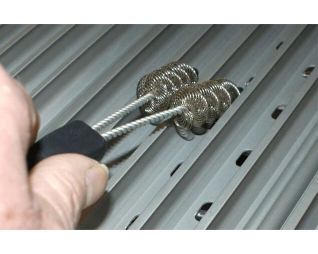 Y-Shaped Brush - Image 2