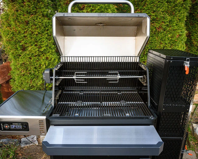 Masterbuilt Gravity Fed Rotisserie - Image 3